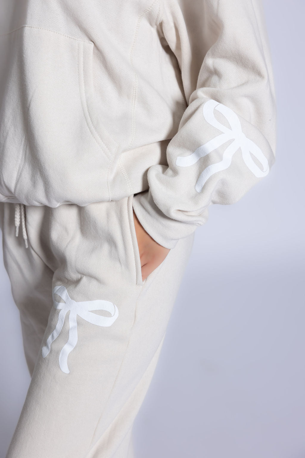 Simply bow sweats