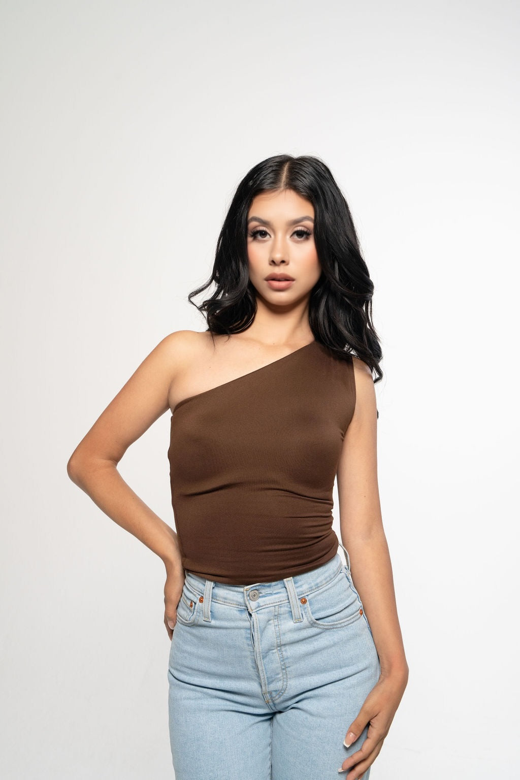 The essential one shoulder top